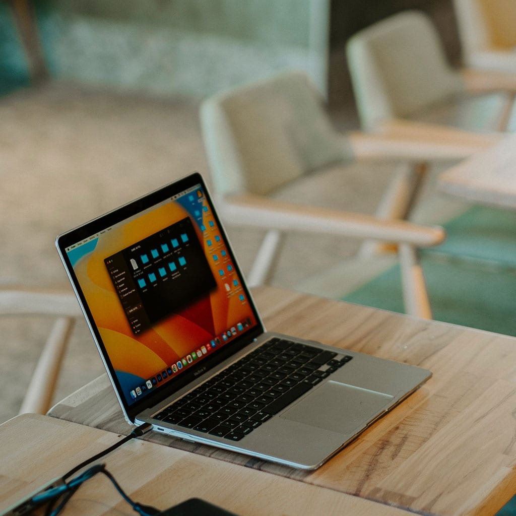 How to connect a keyboard to a MacBook