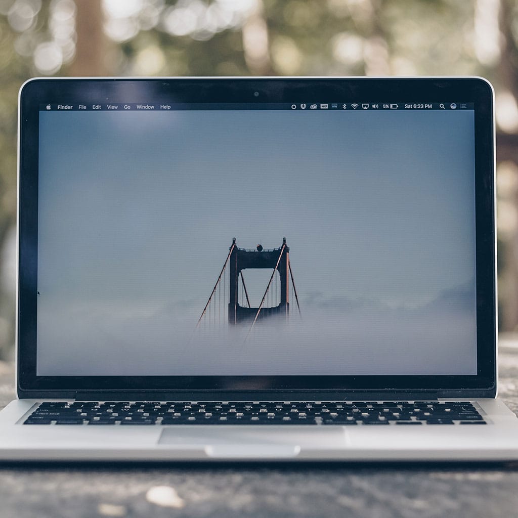 how to save a photo on a macbook