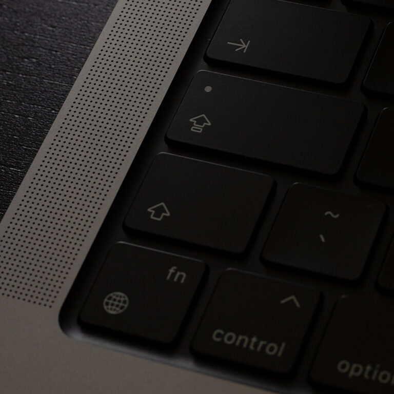 What is Control Alt Delete on a MacBook? OurDeal.co.uk