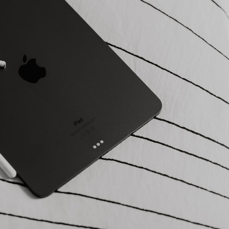 Do iPads have USB ports OurDeal.co.uk