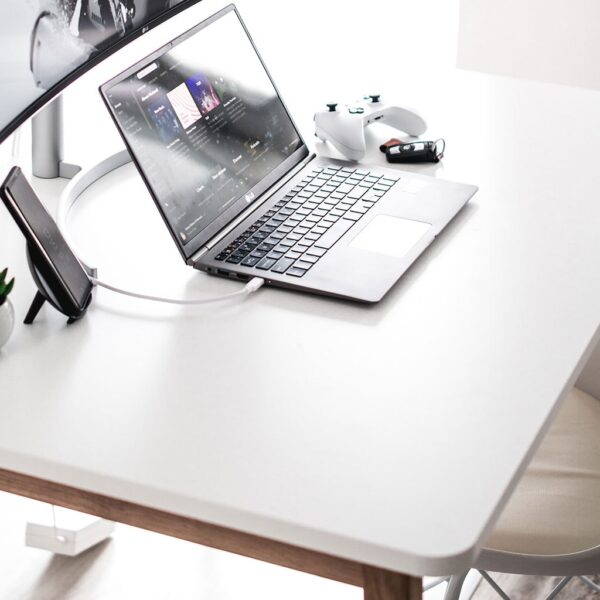 How To Change Login Screen On Macbook