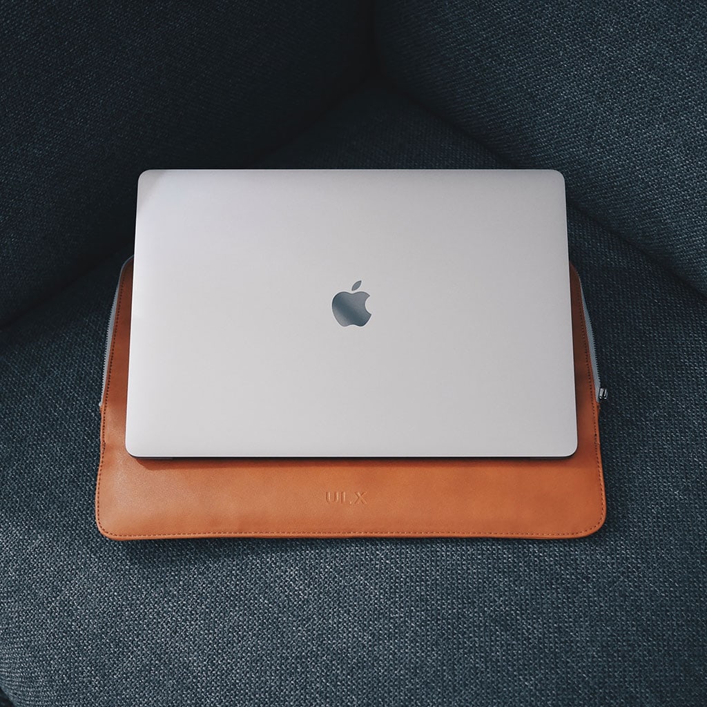 How to charge MacBook Pro without charger