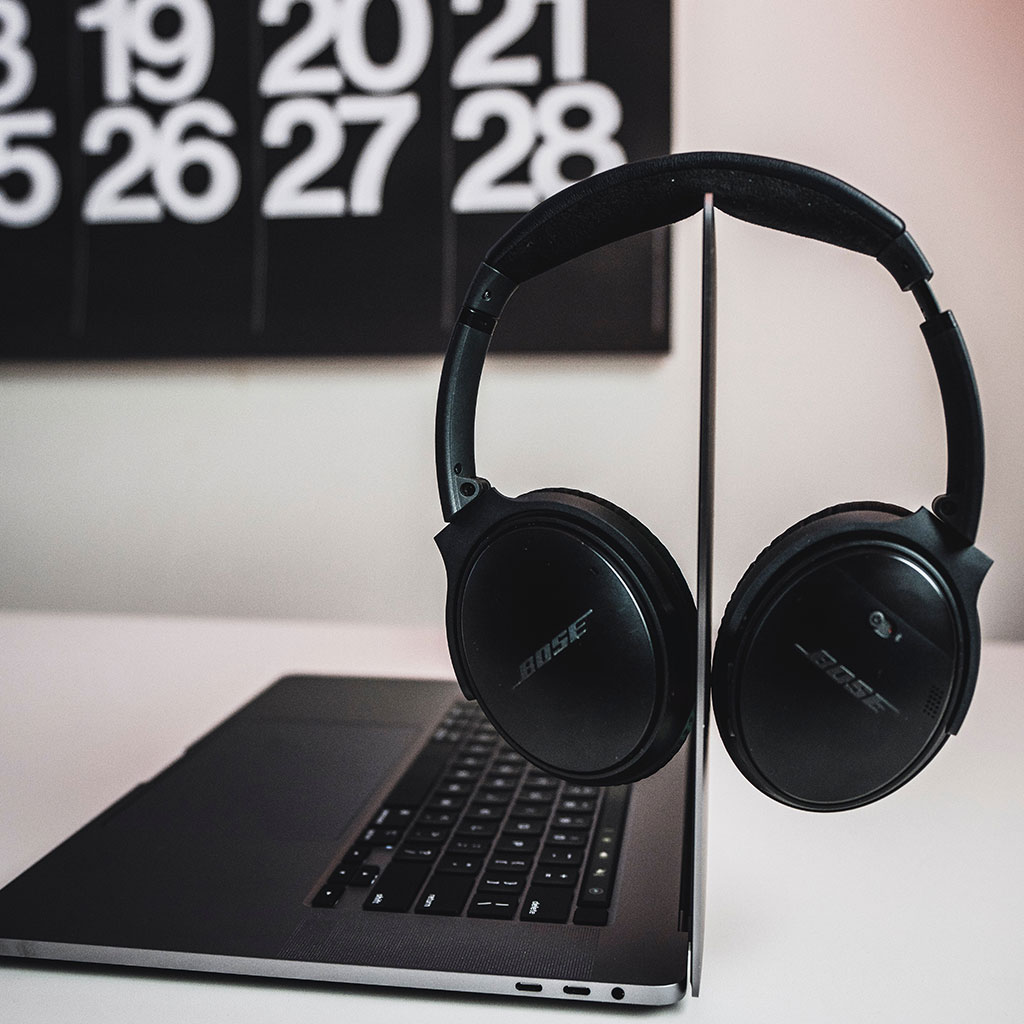 Connecting bose wireless headphones best sale to laptop