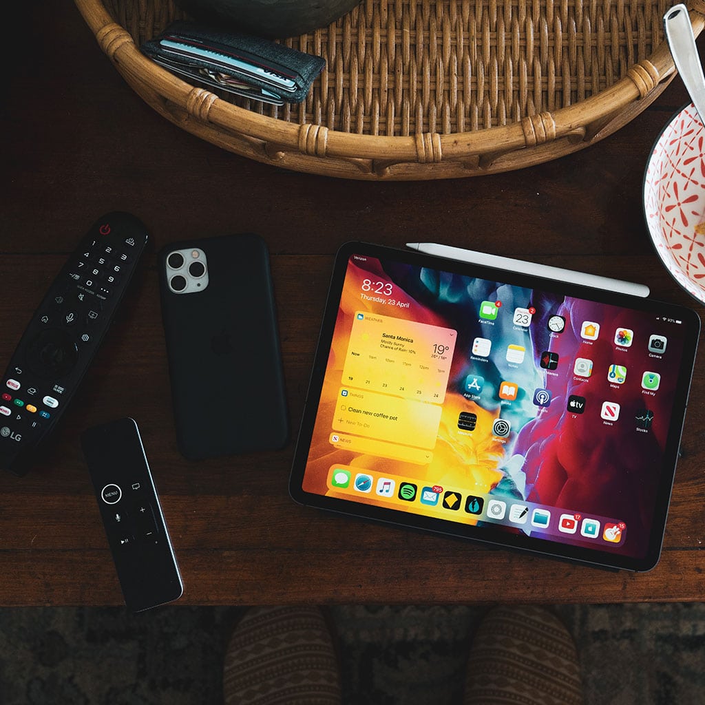 how to connect ipad to smart tv