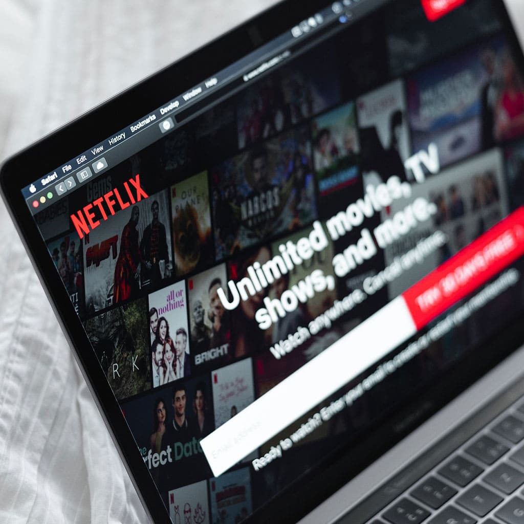 how to download netflix shows on macbook