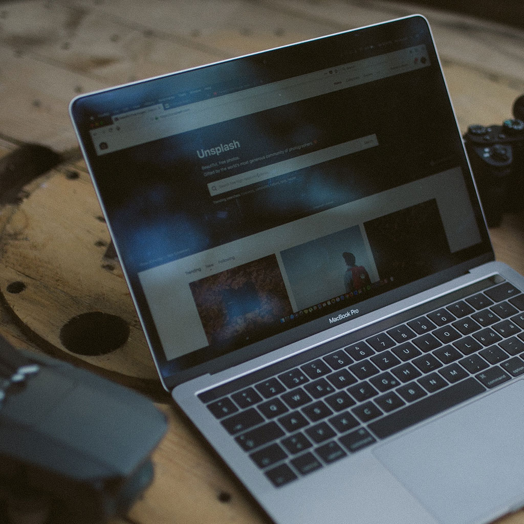 How to use camera on MacBook