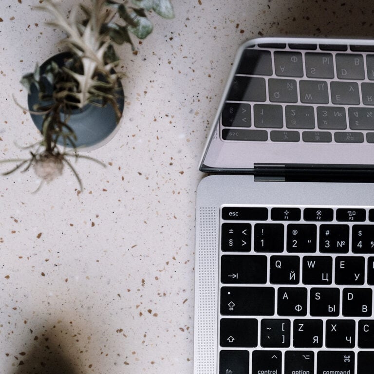 Can a MacBook Pro run steam games? OurDeal.co.uk