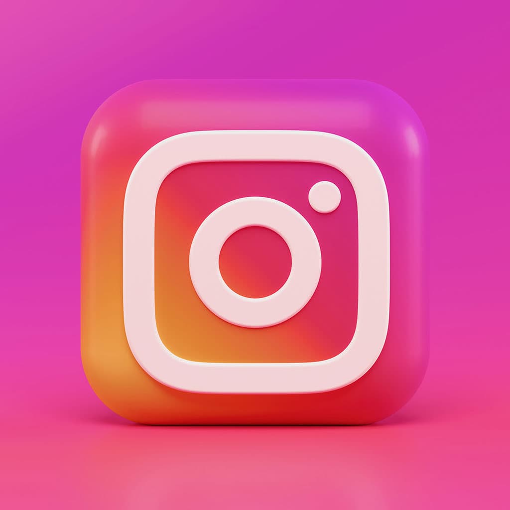 can i download instagram on macbook