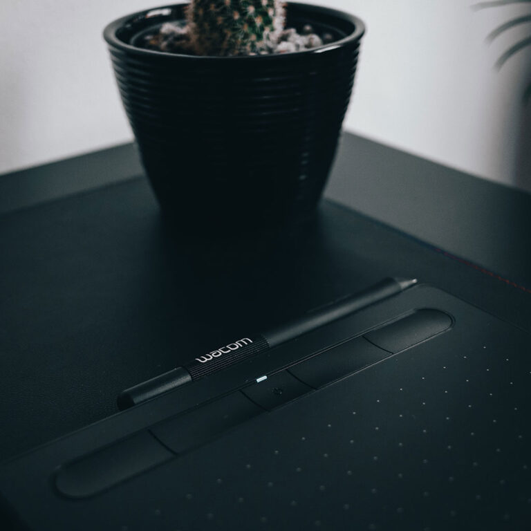 Can you use a tablet with an iPad? OurDeal.co.uk