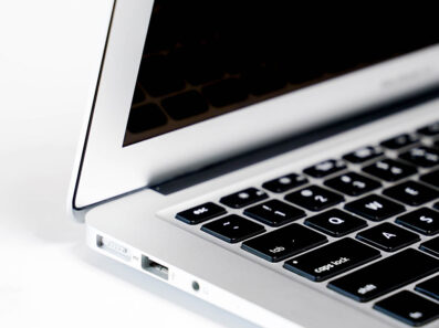 Does MacBook Air M2 have USB port?